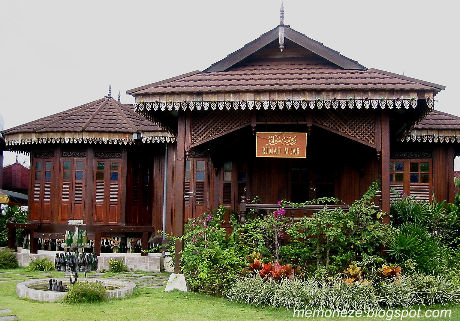 Rumah Kampung Johor - Rumah Zul